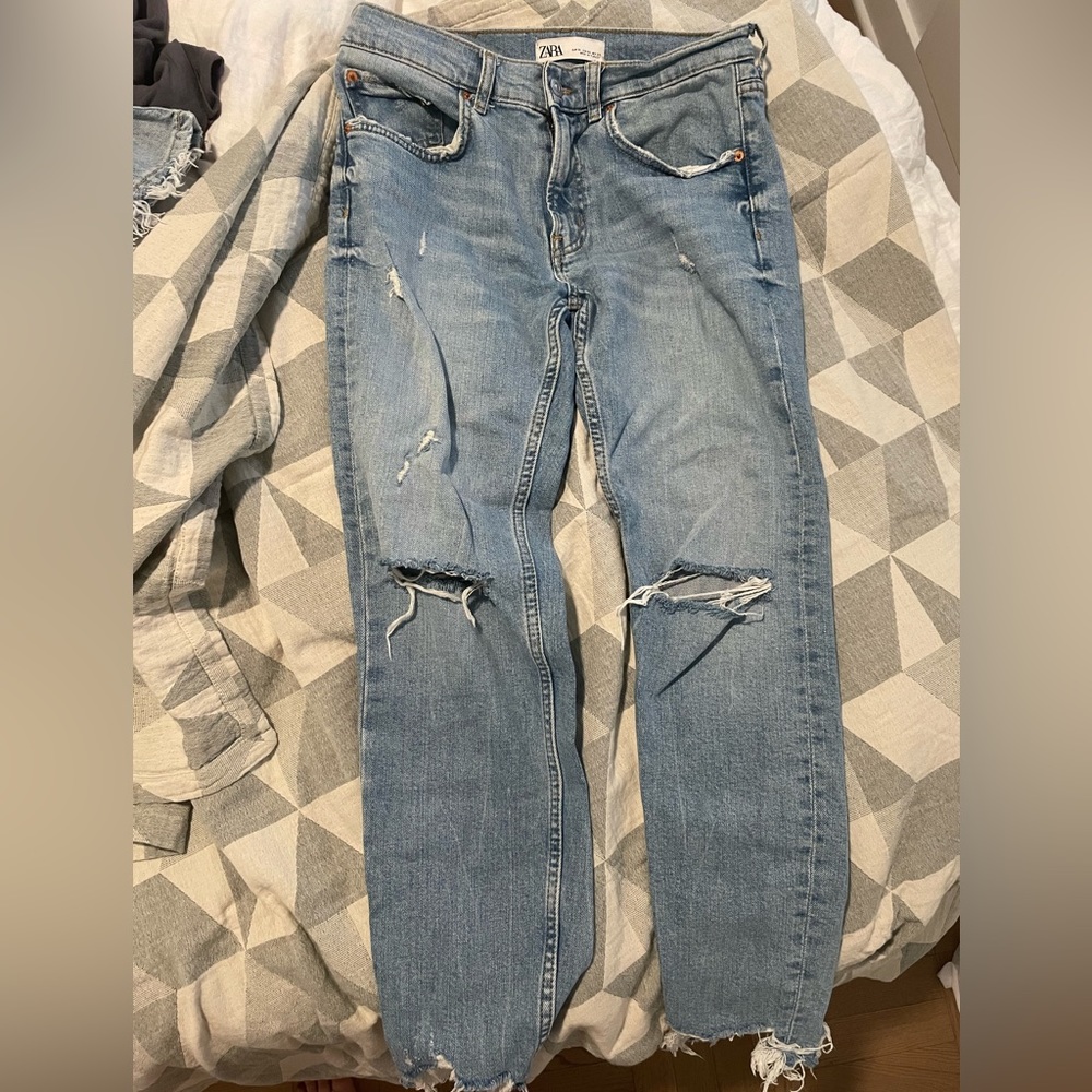 Zara Denim “ The Slim Boyfriend”